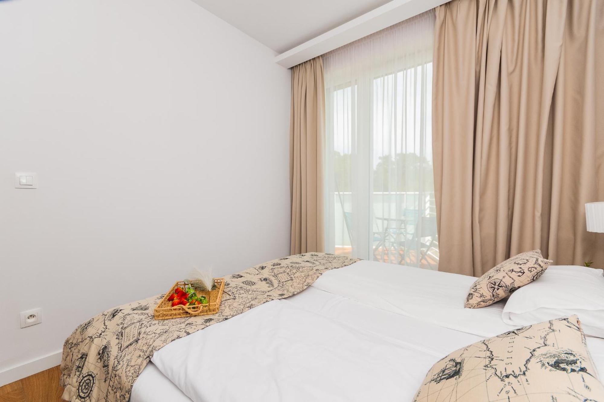 Apartamenty Mierzeja - Marina, Katy Rybackie, 100 M Od Zalewu Wislanego Kąty Rybackie Exterior foto